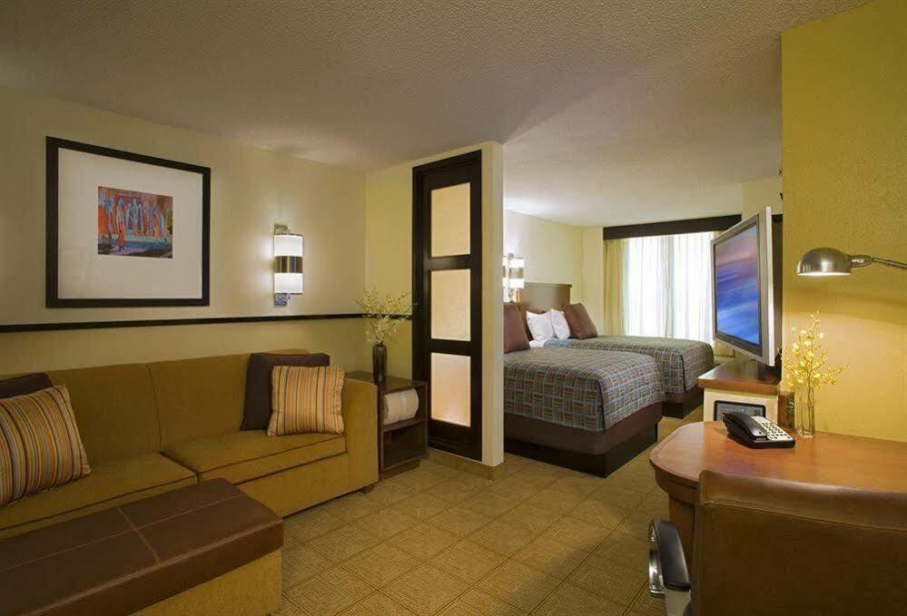 Hyatt Place Dallas Park Central Extérieur photo